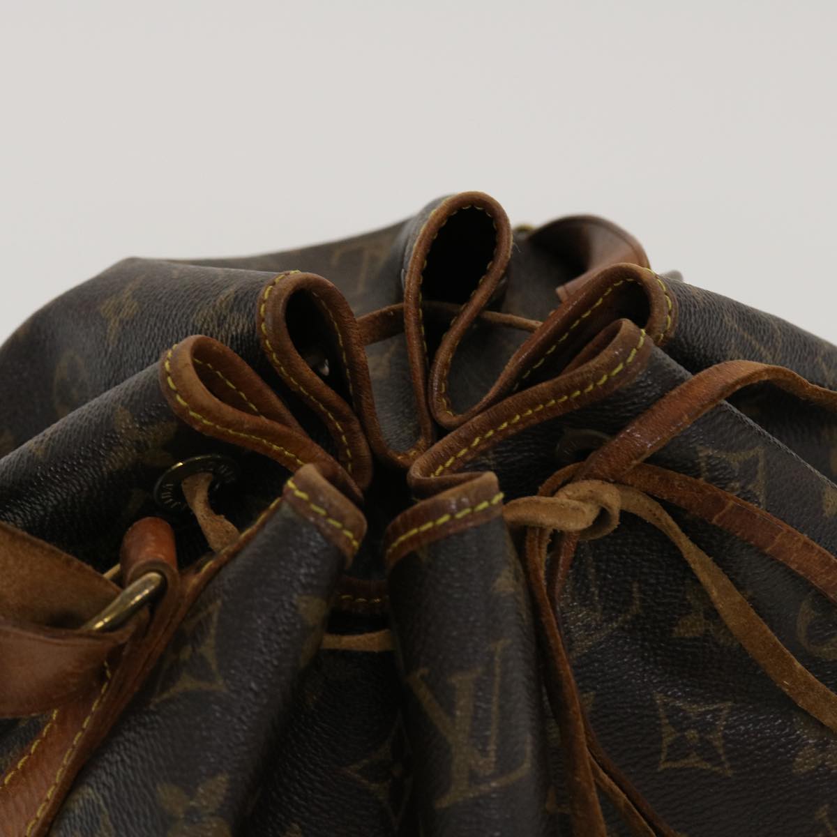 LOUIS VUITTON Monogram Petit Noe Shoulder Bag M42226 LV th3703