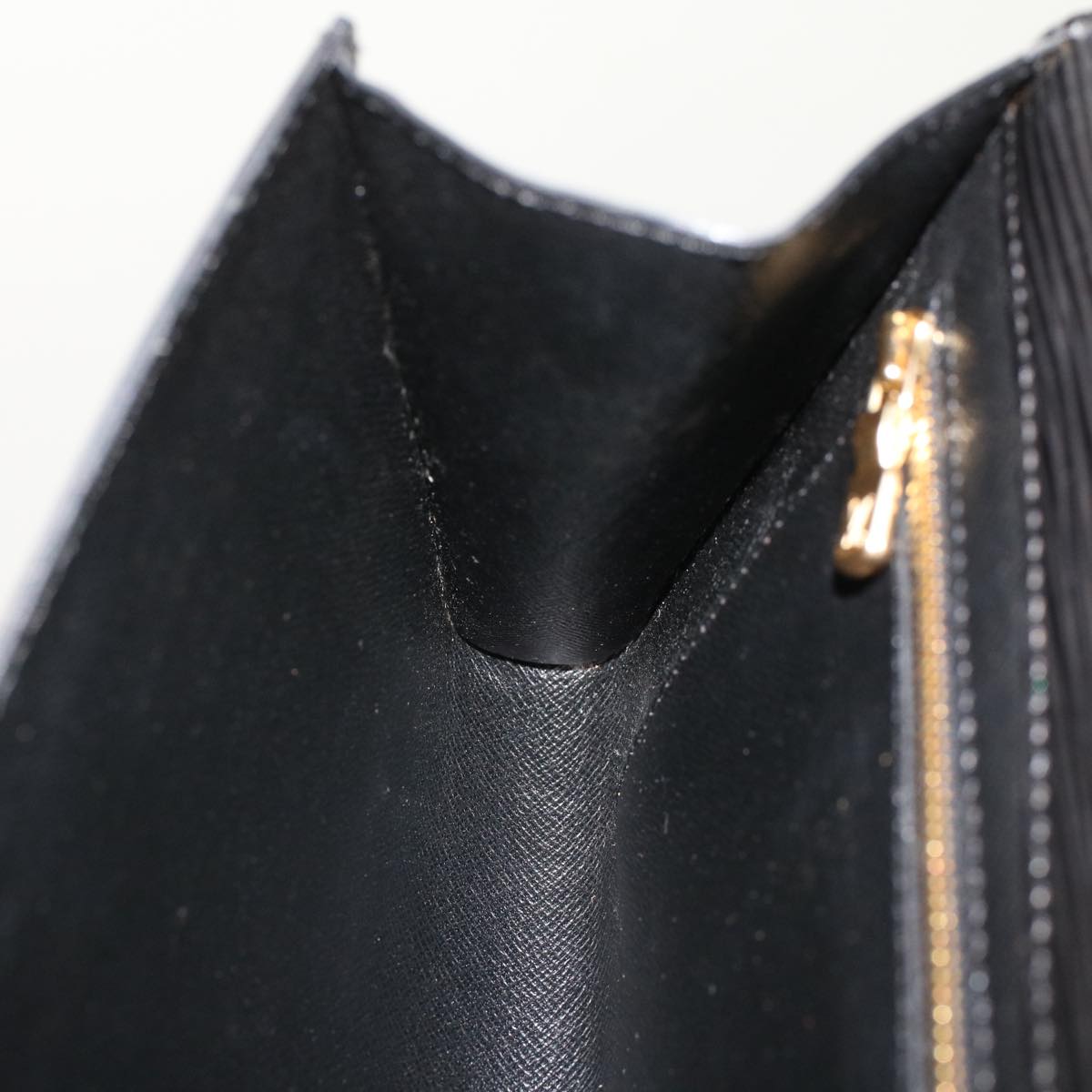 LOUIS VUITTON Epi Art Deco Clutch Bag Black M52632 LV th3725