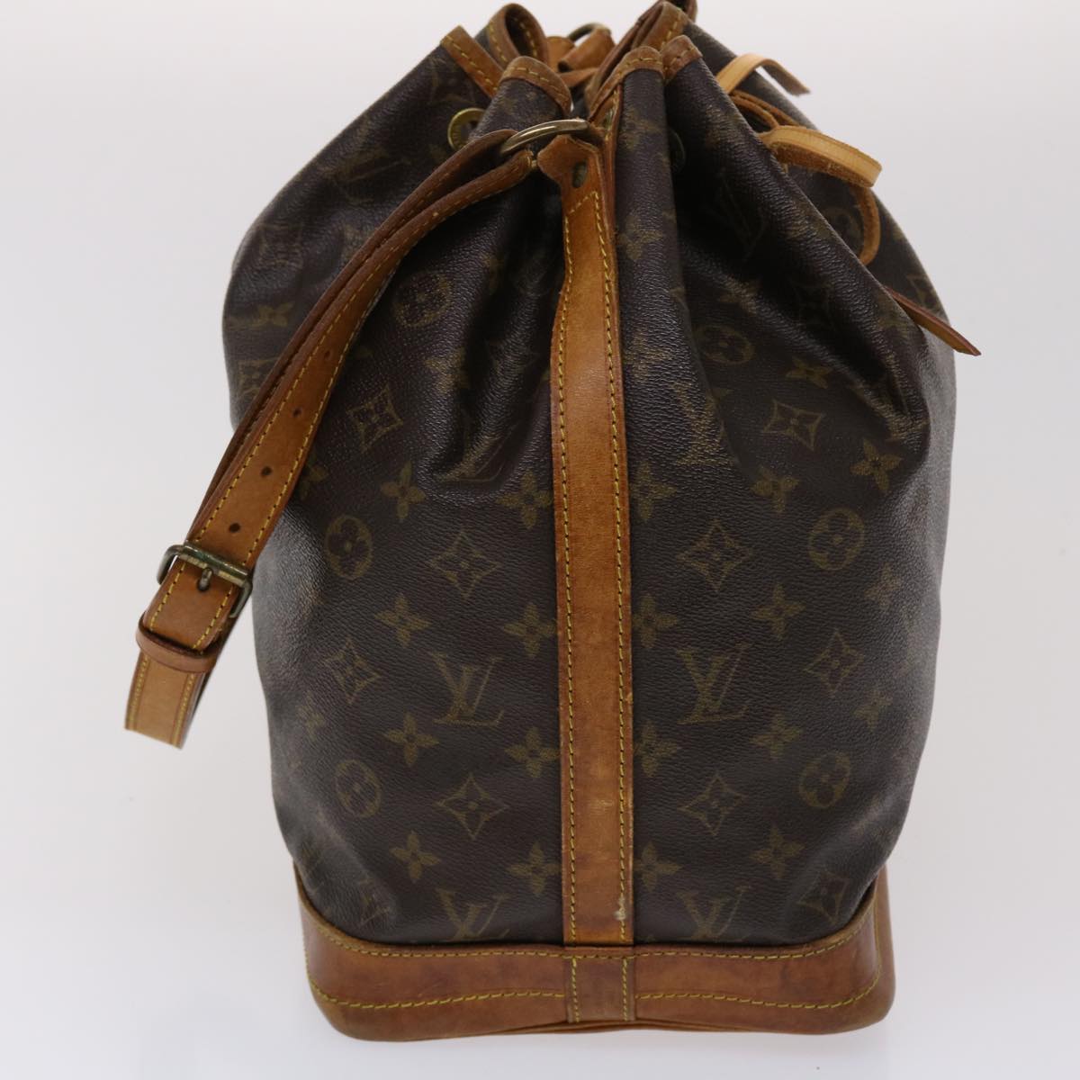 LOUIS VUITTON Monogram Noe Shoulder Bag M42224 LV th3748