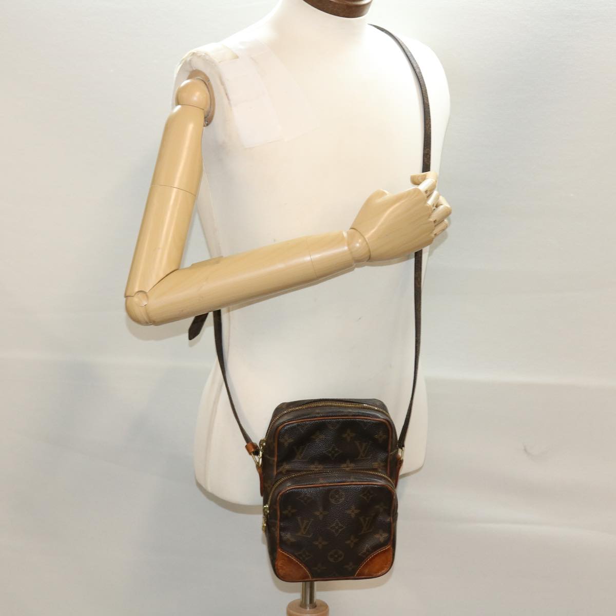 LOUIS VUITTON Monogram Amazon Shoulder Bag M45236 LV th3754