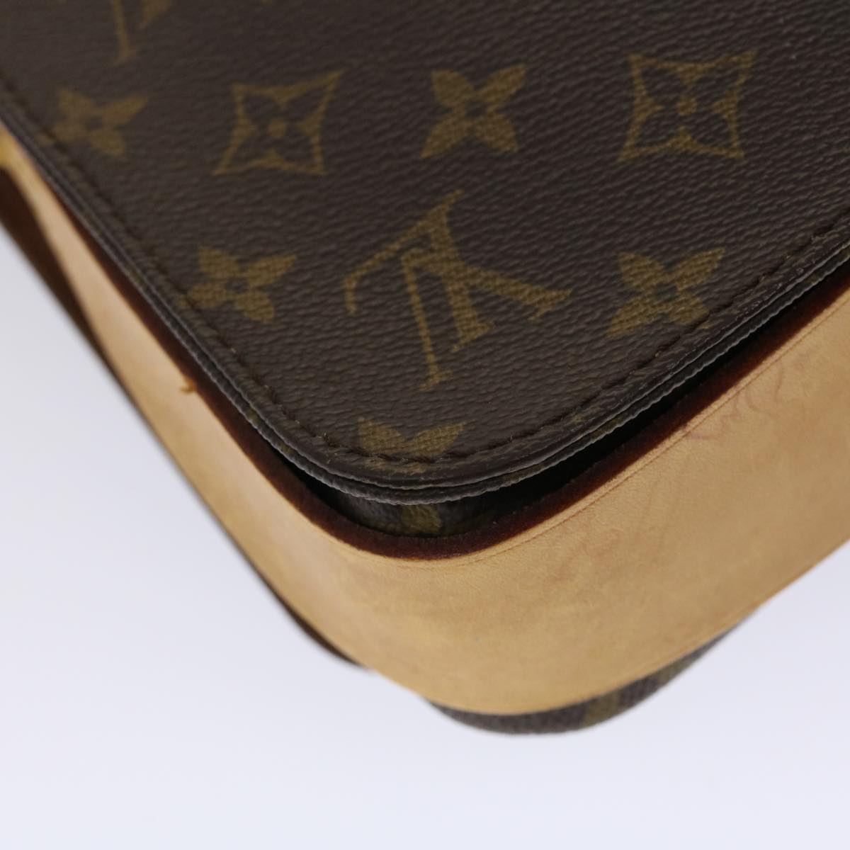 LOUIS VUITTON Monogram Cartouchiere MM Shoulder Bag M51253 LV th3764