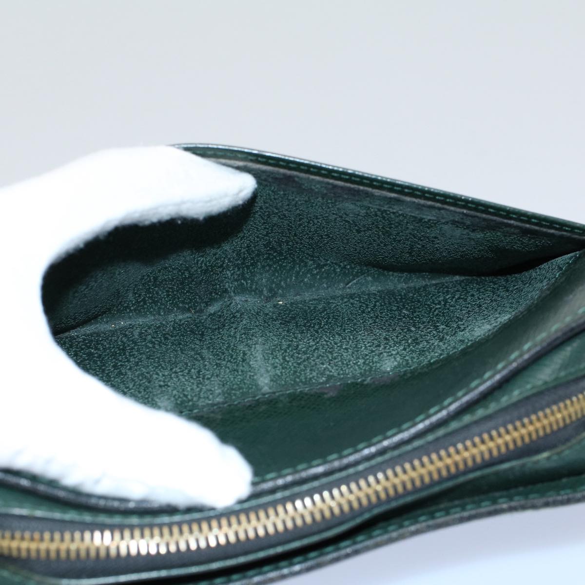 LOUIS VUITTON Taiga Baikal Clutch Bag Epicea M30184 LV th4000