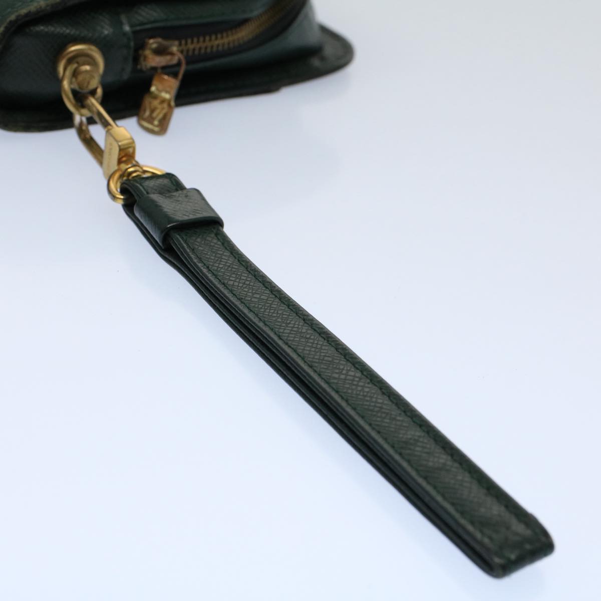 LOUIS VUITTON Taiga Baikal Clutch Bag Epicea M30184 LV th4000