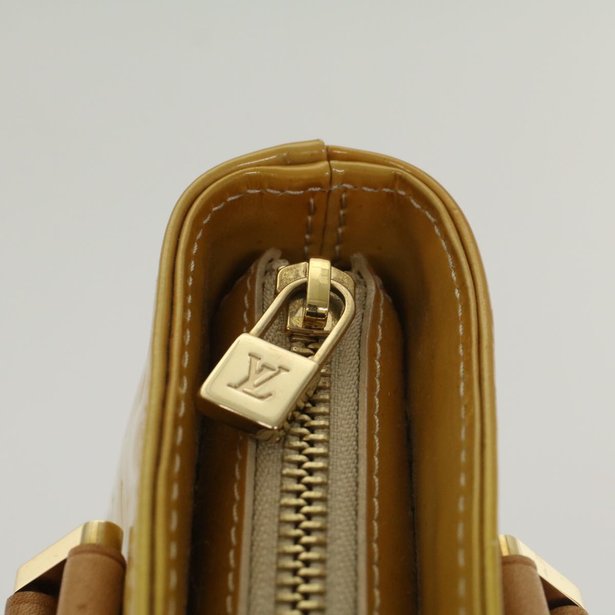 LOUIS VUITTON Monogram Vernis Houston Hand Bag Beige M91004 LV th4003