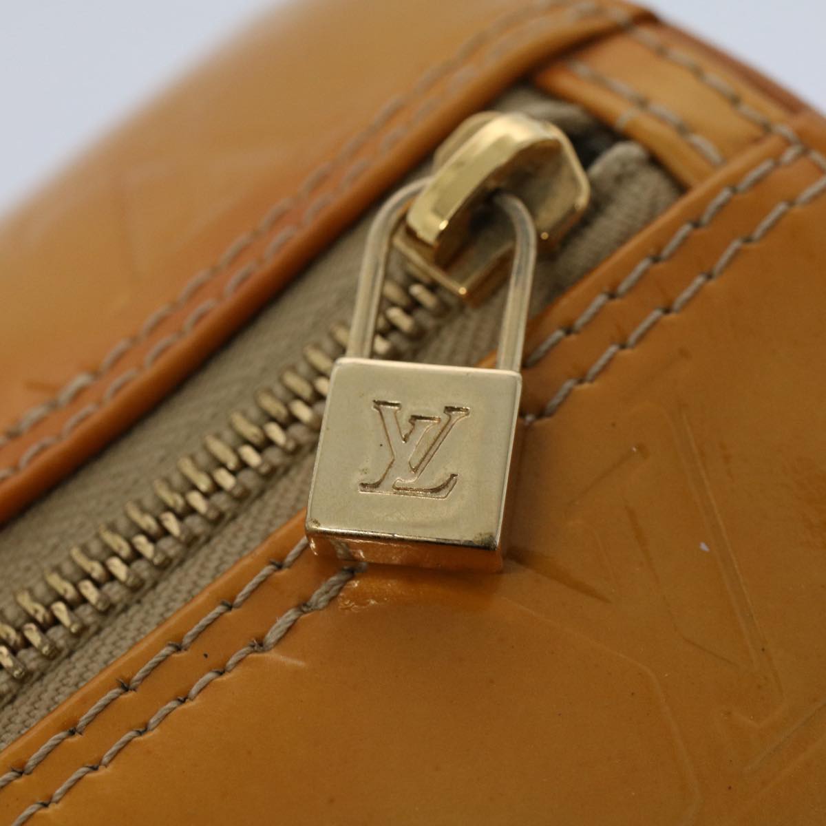 LOUIS VUITTON Monogram Vernis Bedford Hand Bag Beige M91006 LV th4049