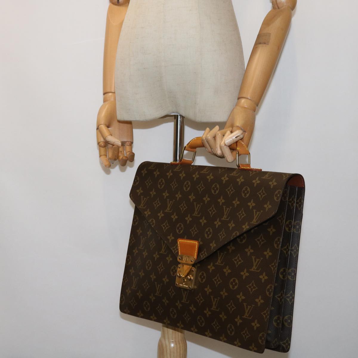 LOUIS VUITTON Monogram Serviette Conseiller Briefcase M53331 LV th4054