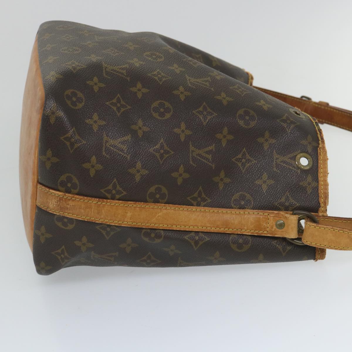 LOUIS VUITTON Monogram Petit Noe Shoulder Bag M42226 LV th4110