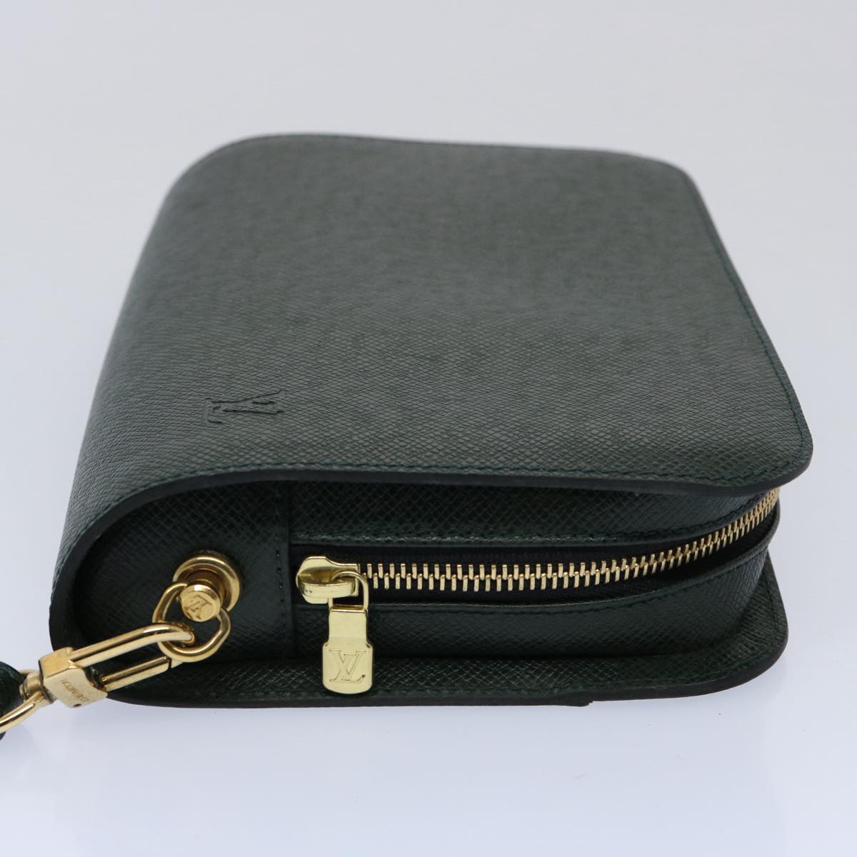 LOUIS VUITTON Taiga Baikal Clutch Bag Epicea M30184 LV th4370