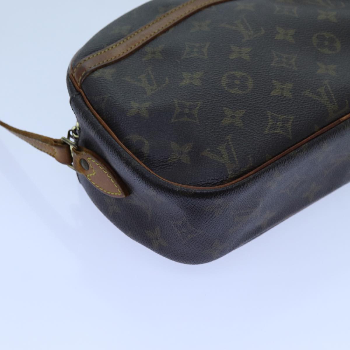 LOUIS VUITTON Monogram Blois Shoulder Bag M51221 LV th4760