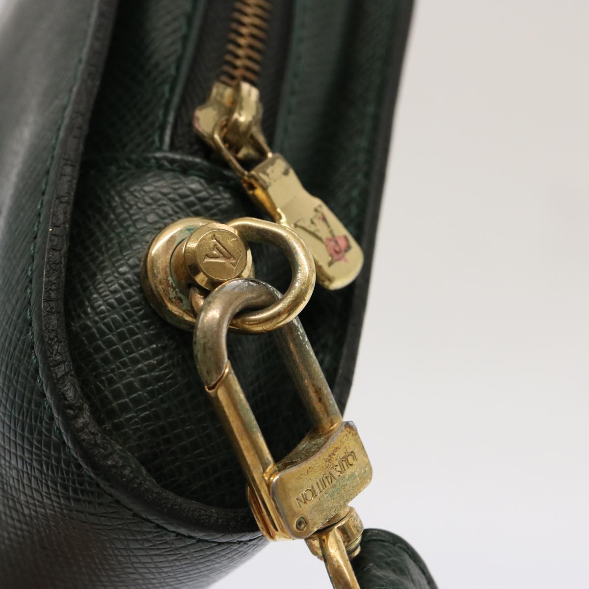 LOUIS VUITTON Taiga Baikal Clutch Bag Epicea M30184 LV th4770