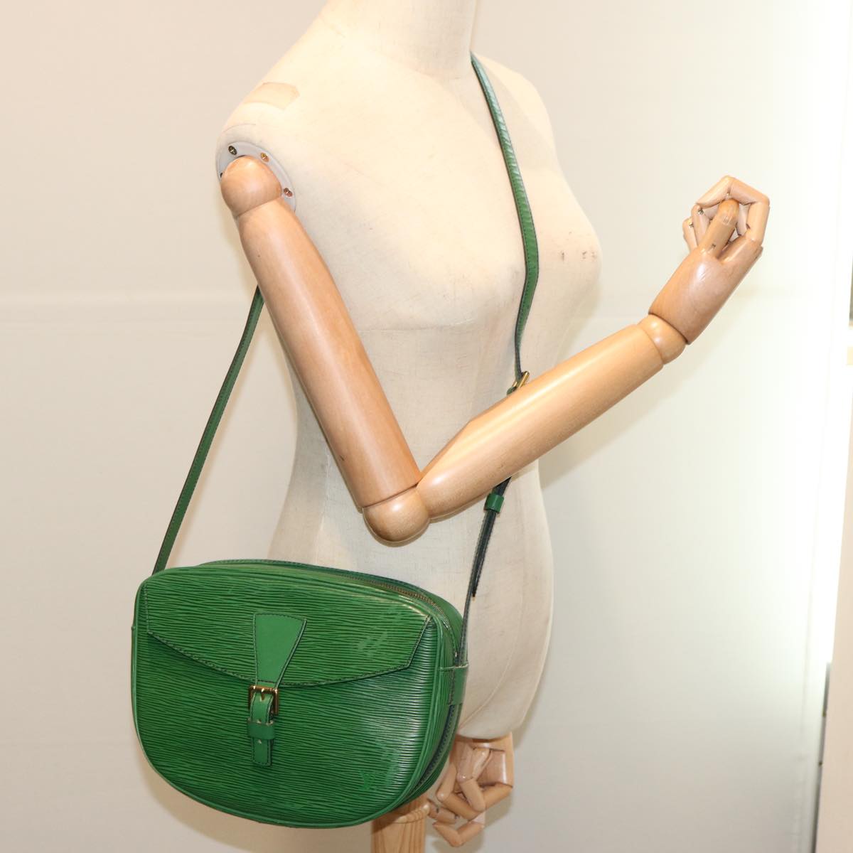 LOUIS VUITTON Epi Jeune Fille MM Shoulder Bag Green M52154 LV th4771