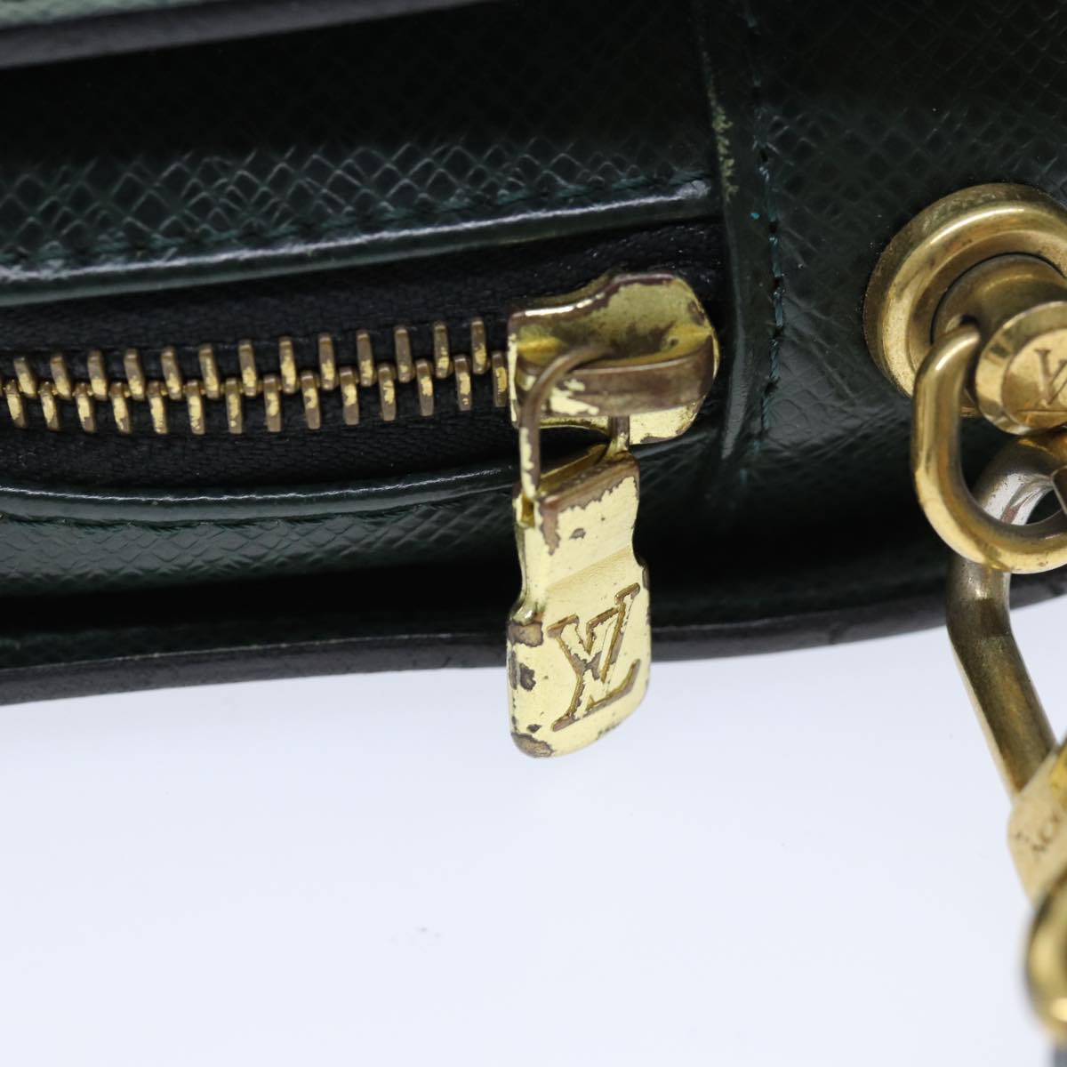 LOUIS VUITTON Taiga Baikal Clutch Bag Epicea M30184 LV th4834