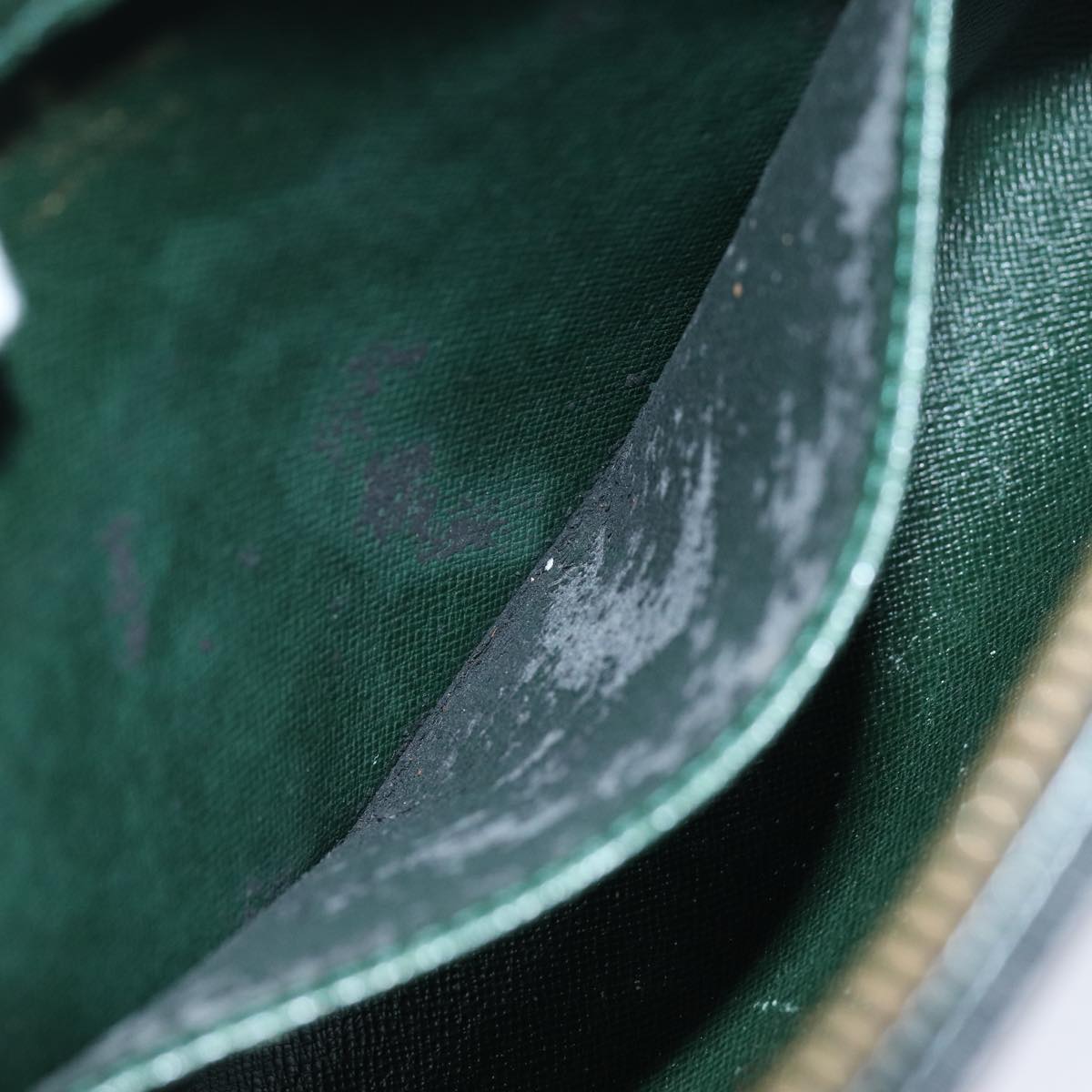 LOUIS VUITTON Taiga Baikal Clutch Bag Epicea M30184 LV th4834