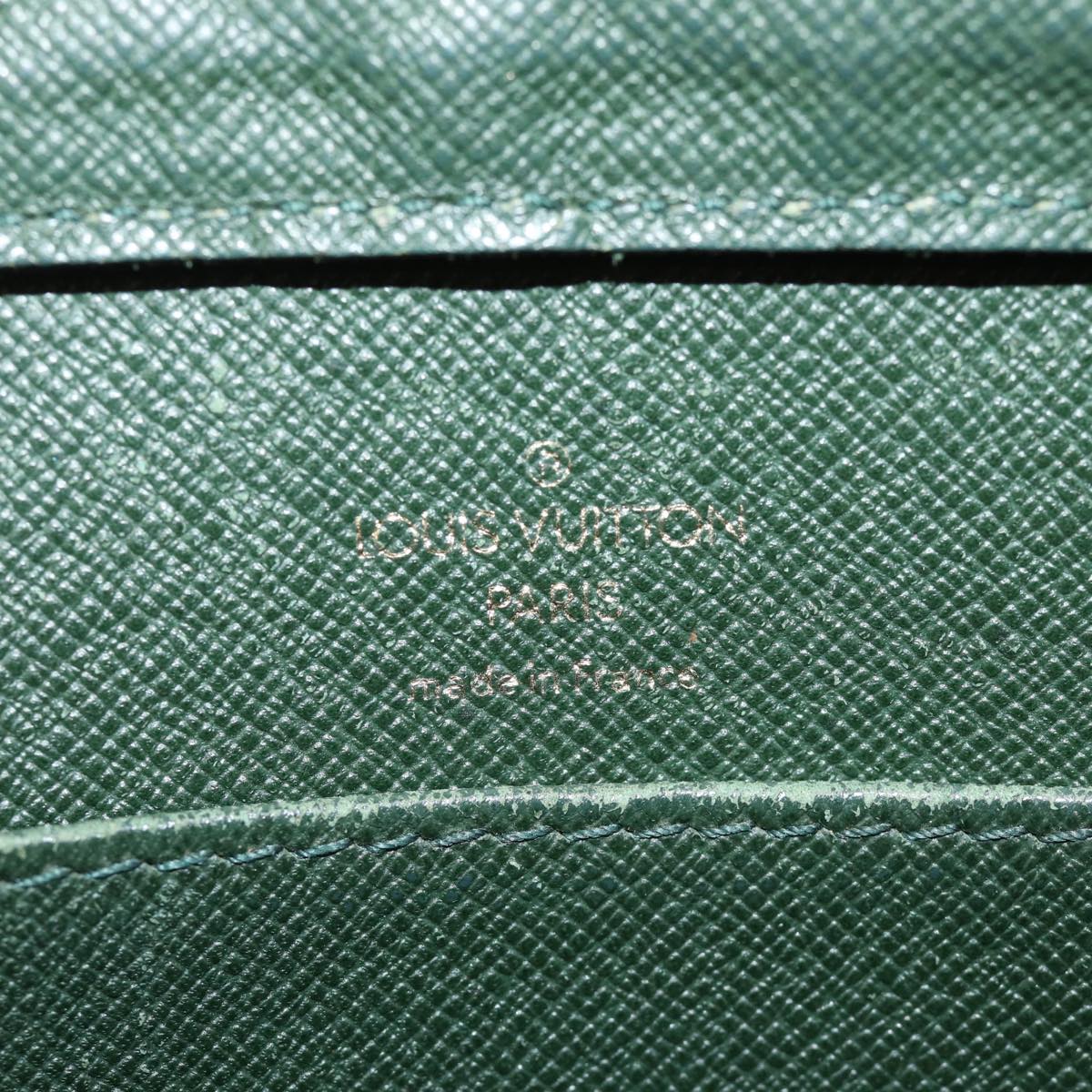LOUIS VUITTON Taiga Baikal Clutch Bag Epicea M30184 LV th4903