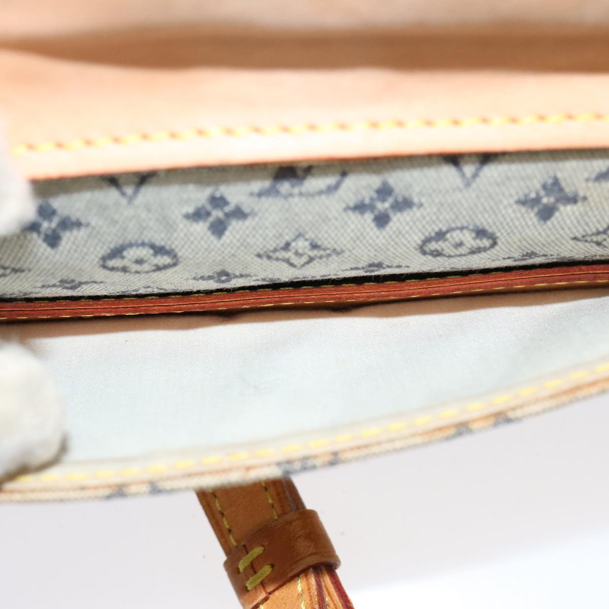 LOUIS VUITTON Monogram Mini Juliet MM Shoulder Bag Blue M92004 LV th4905