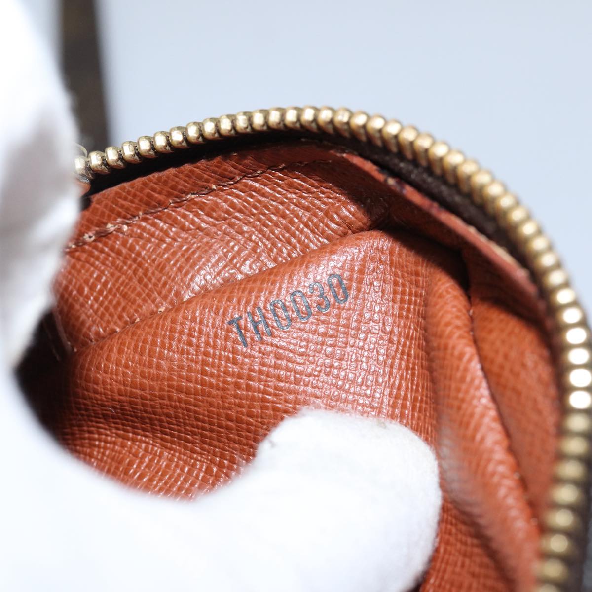 LOUIS VUITTON Monogram Amazon Shoulder Bag M45236 LV th4917