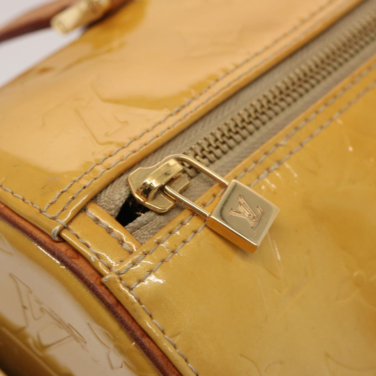 LOUIS VUITTON Monogram Vernis Bedford Hand Bag Beige M91006 LV th4940