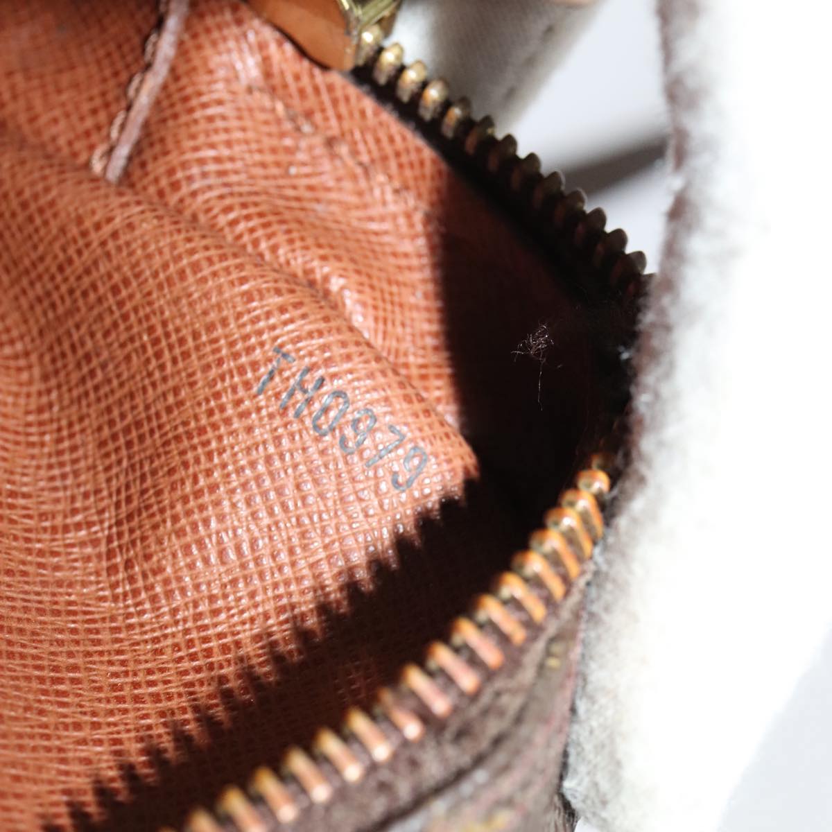 LOUIS VUITTON Monogram Amazon Shoulder Bag M45236 LV th5384