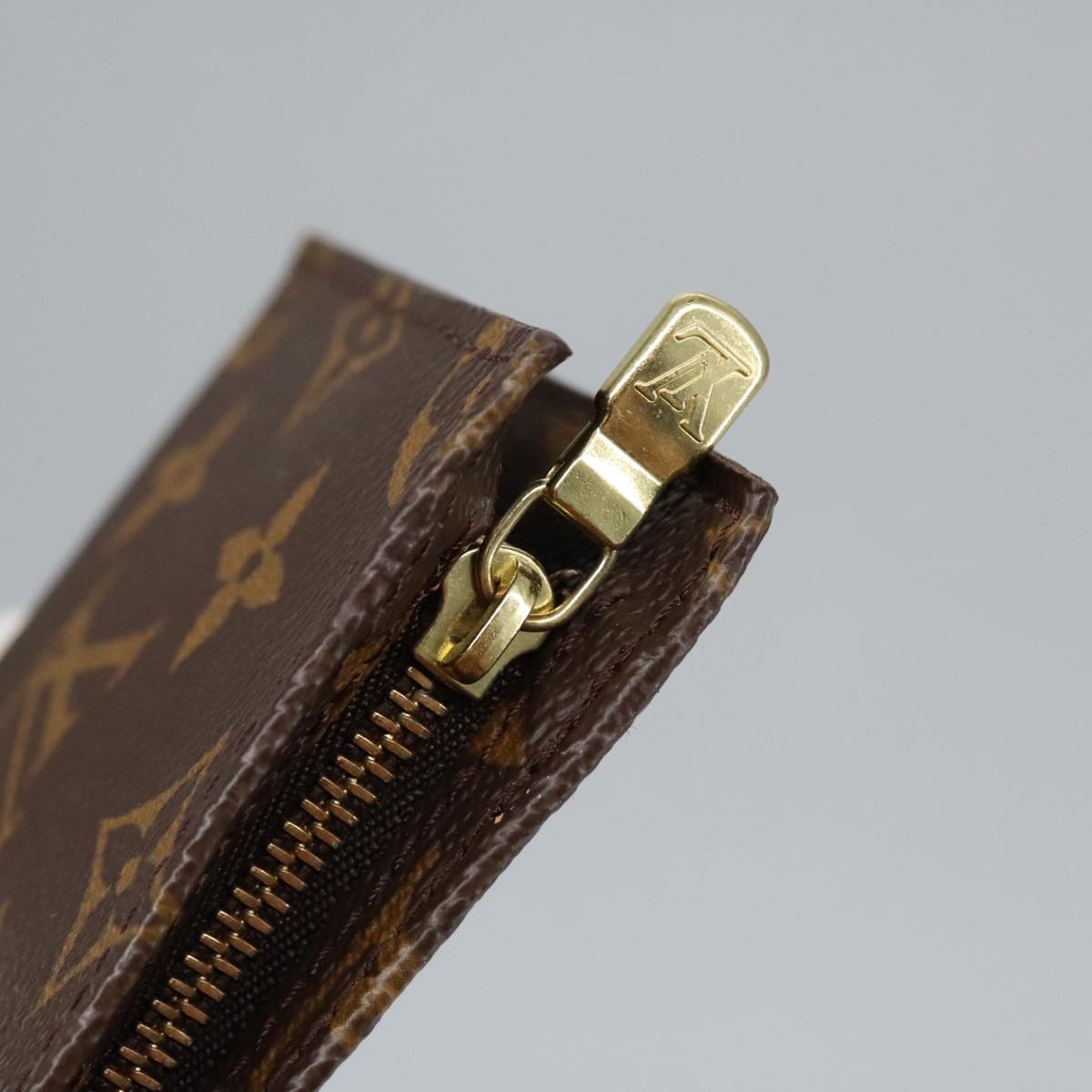 LOUIS VUITTON Monogram Bucket PM Accessory Pouch LV th5420