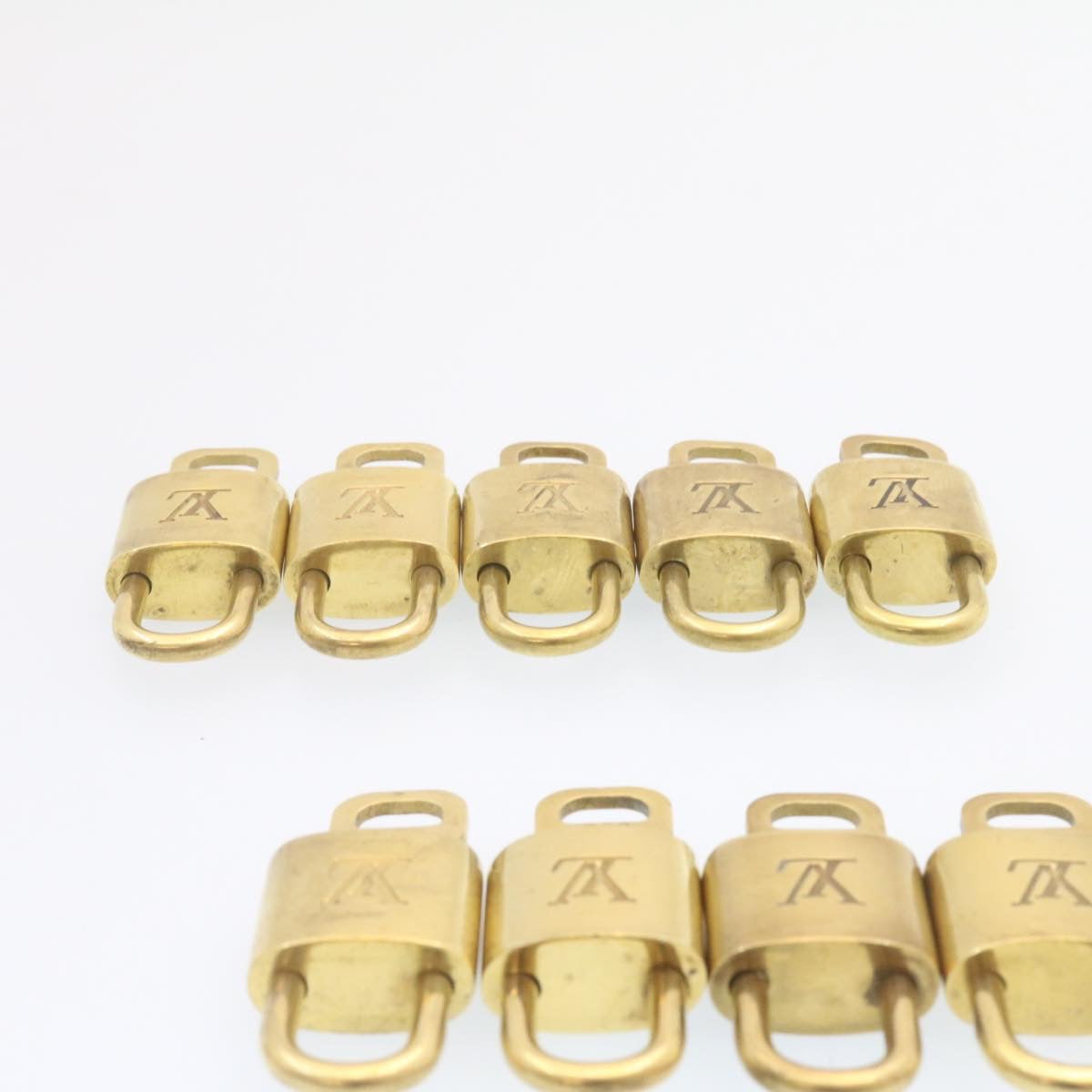LOUIS VUITTON Padlock 10set Padlock Gold Tone LV am1356g
