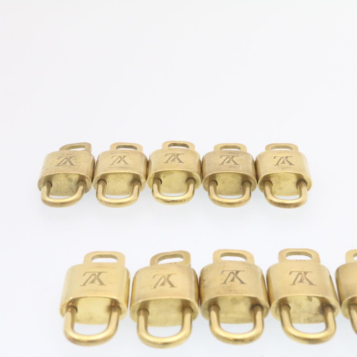 LOUIS VUITTON Padlock 10set Padlock Gold Tone LV am1354g