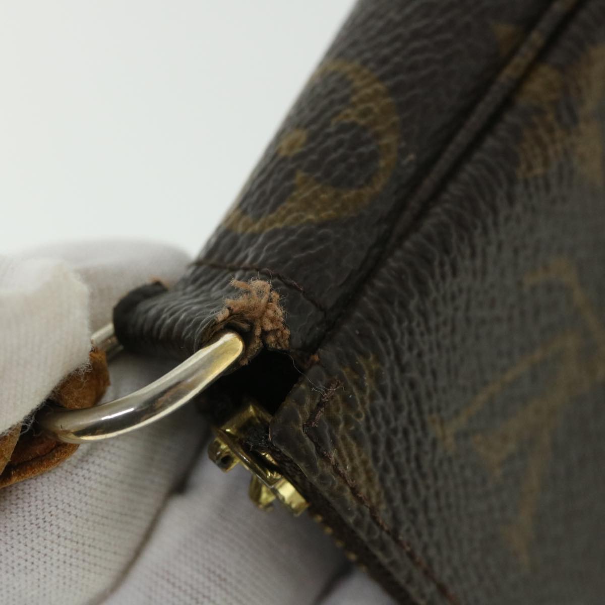 LOUIS VUITTON Monogram Pochette Accessoires Pouch M51980 LV 43640