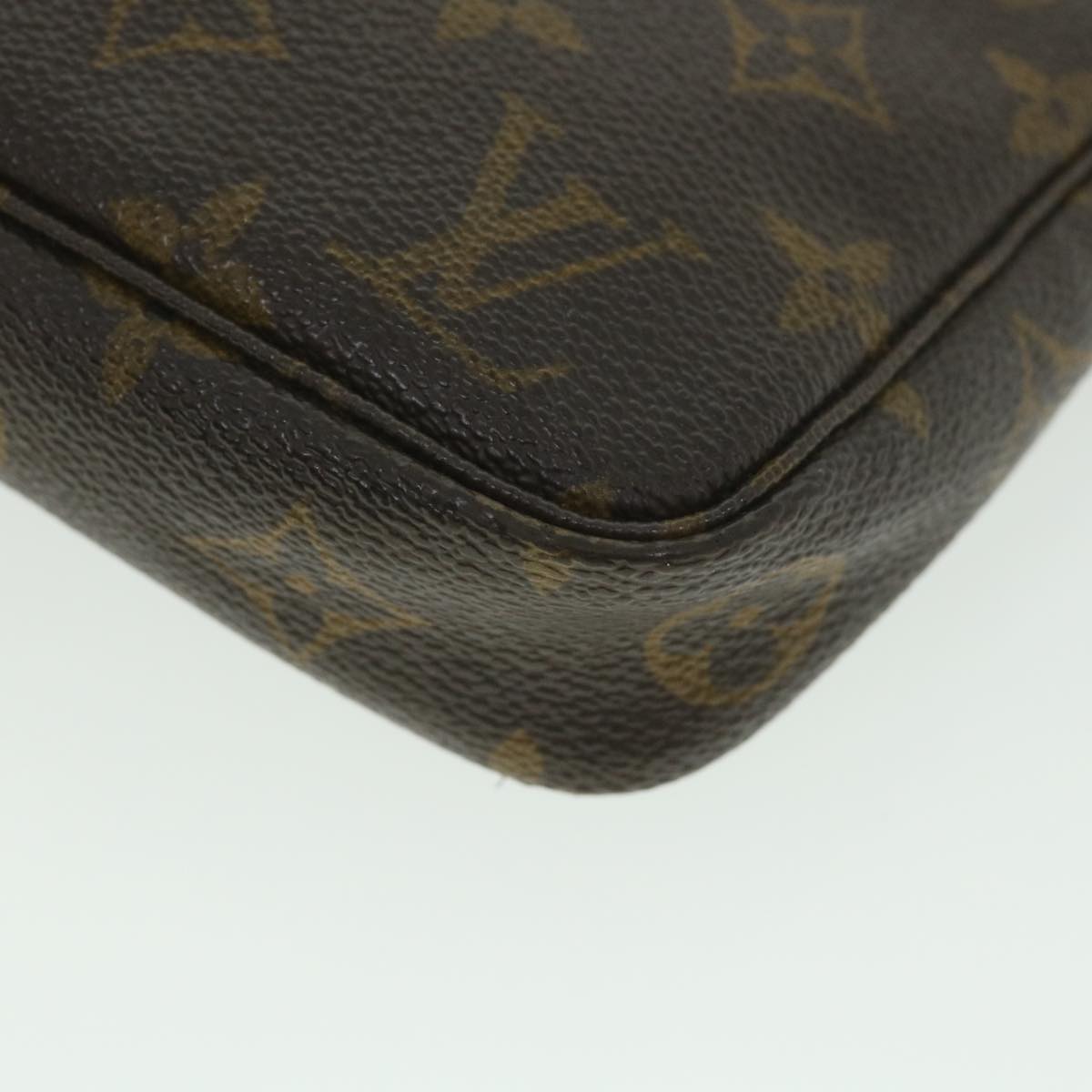 LOUIS VUITTON Monogram Pochette Accessoires Pouch M51980 LV 43640