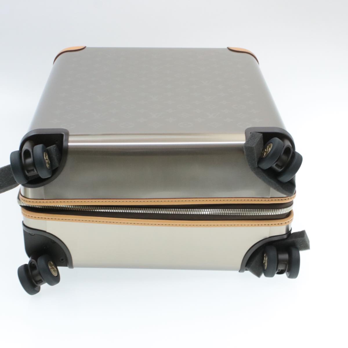 LOUIS VUITTON Monogram Titanium Horizon 55 Roller Suitcase M41226 LV ak157S