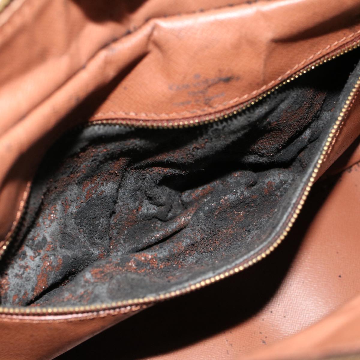 LOUIS VUITTON Monogram Boulogne 35 Shoulder Bag M51260 LV 47467