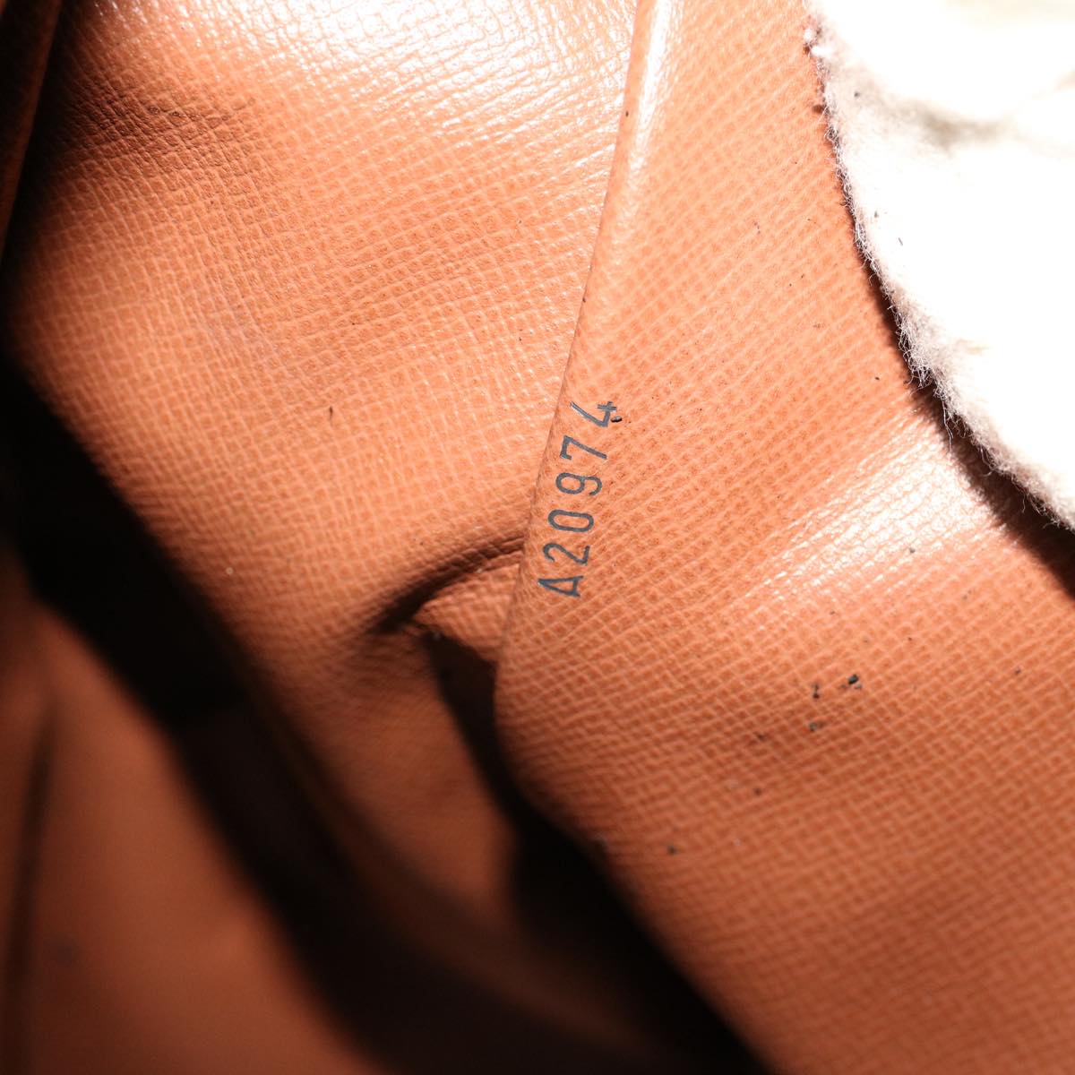 LOUIS VUITTON Monogram Boulogne 35 Shoulder Bag M51260 LV 47467