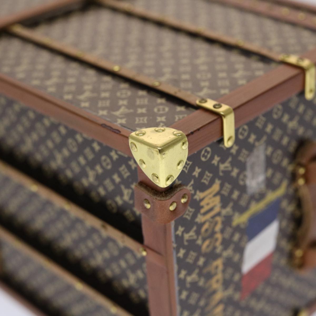 LOUIS VUITTON Monogram Miss France Paper Weight Brown M99408 LV 35337