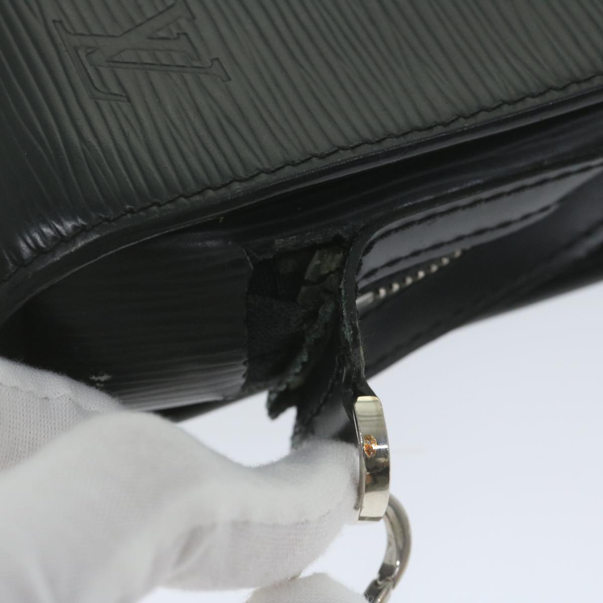 LOUIS VUITTON Epi Osh Clutch Bag Black M59362 LV ti1408