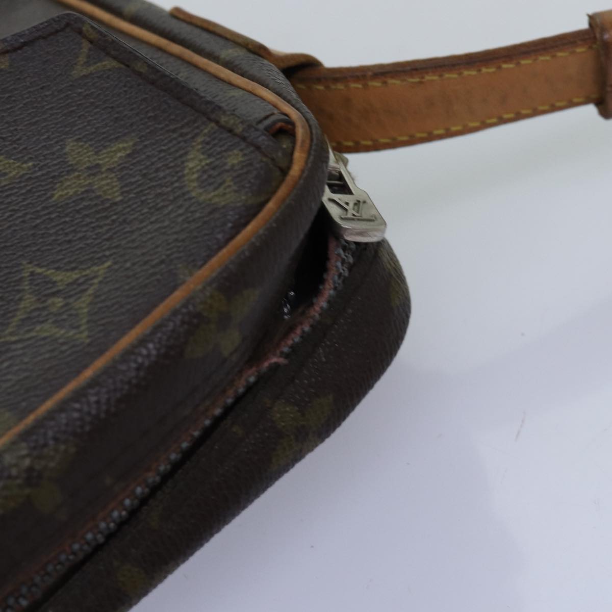 LOUIS VUITTON Monogram Jeune Fille GM Shoulder Bag M51225 LV ti1720