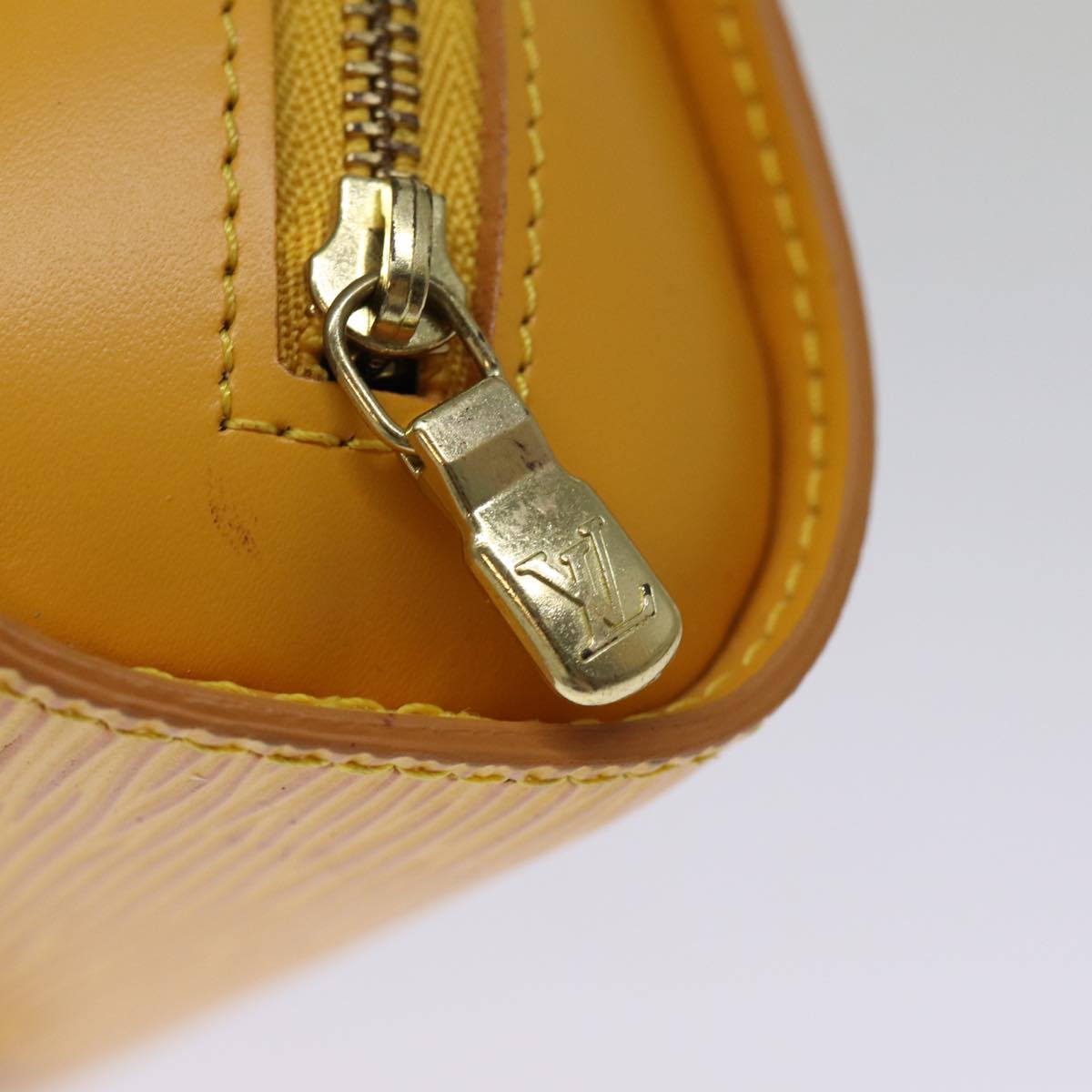 LOUIS VUITTON Epi Dauphine PM Pouch Yellow M48449 LV ti1745