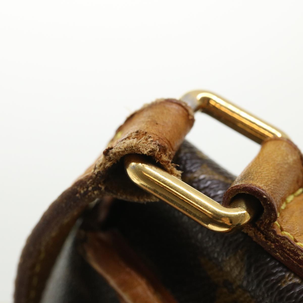 LOUIS VUITTON Monogram Menilmontant MM Shoulder Bag M40473 LV ti796