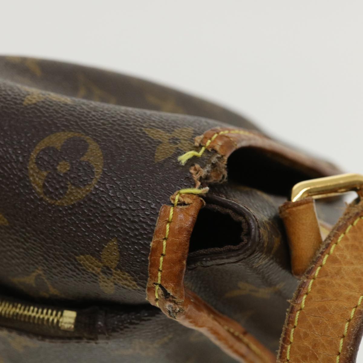 LOUIS VUITTON Monogram Menilmontant MM Shoulder Bag M40473 LV ti796