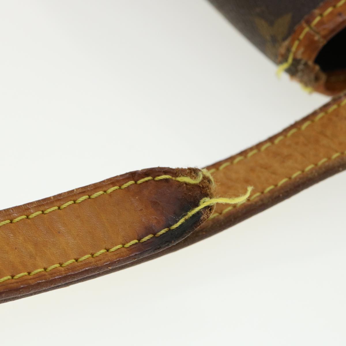LOUIS VUITTON Monogram Menilmontant MM Shoulder Bag M40473 LV ti796