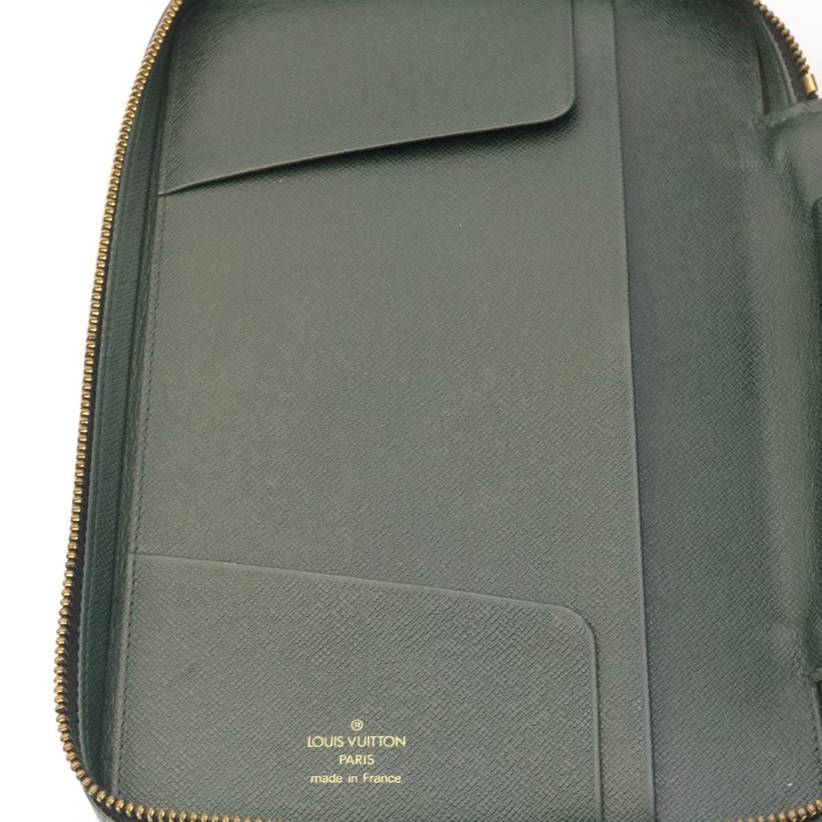 LOUIS VUITTON Taiga Agenda Voyage Day Planner Cover Epicea LV tp168