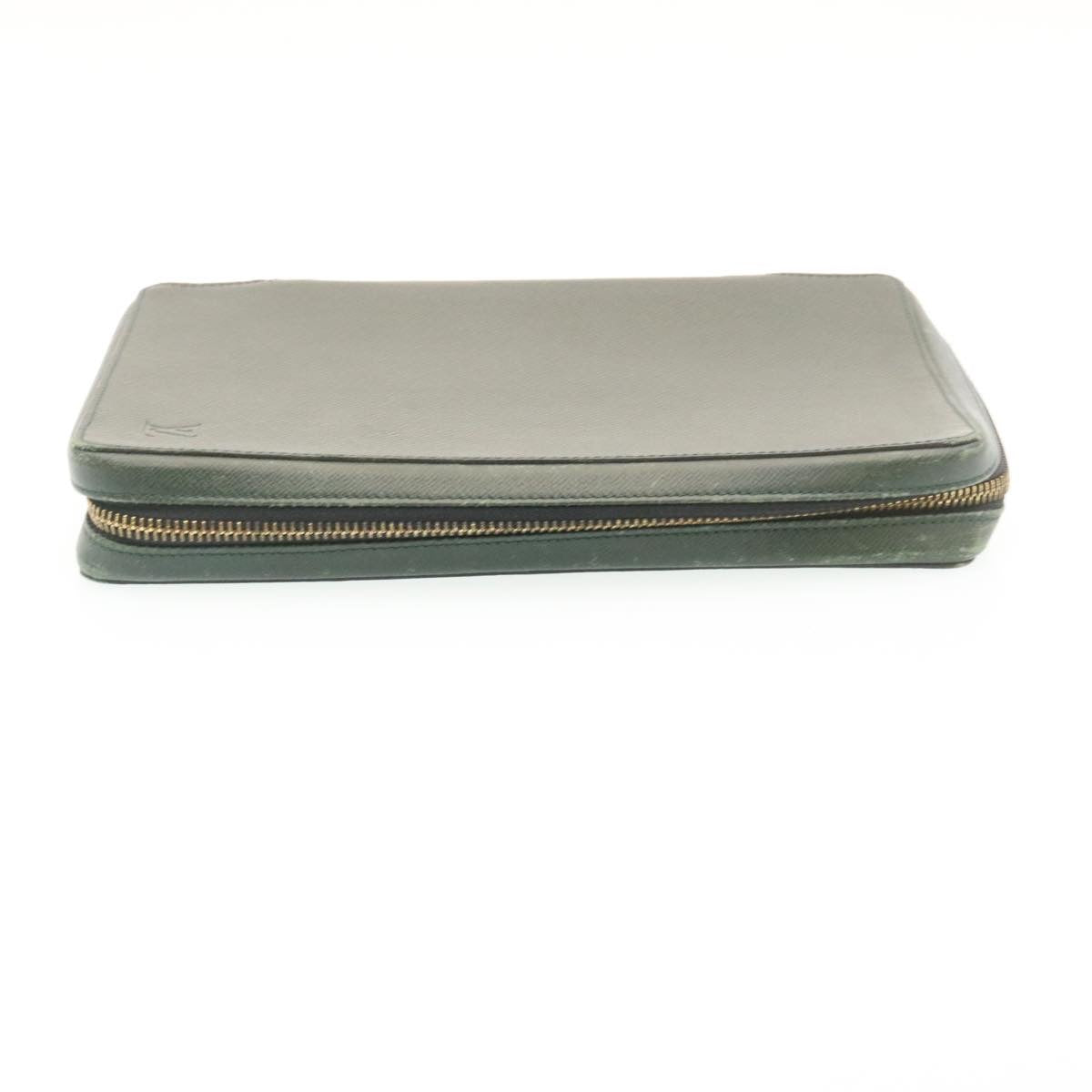LOUIS VUITTON Taiga Agenda Voyage Day Planner Cover Epicea LV tp168
