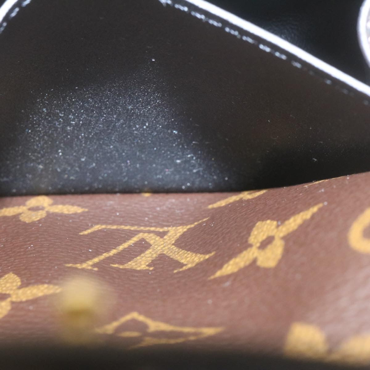 LOUIS VUITTON Monogram Ceinture Daily Multi Pocket Waist Bag M0236Y ai676A