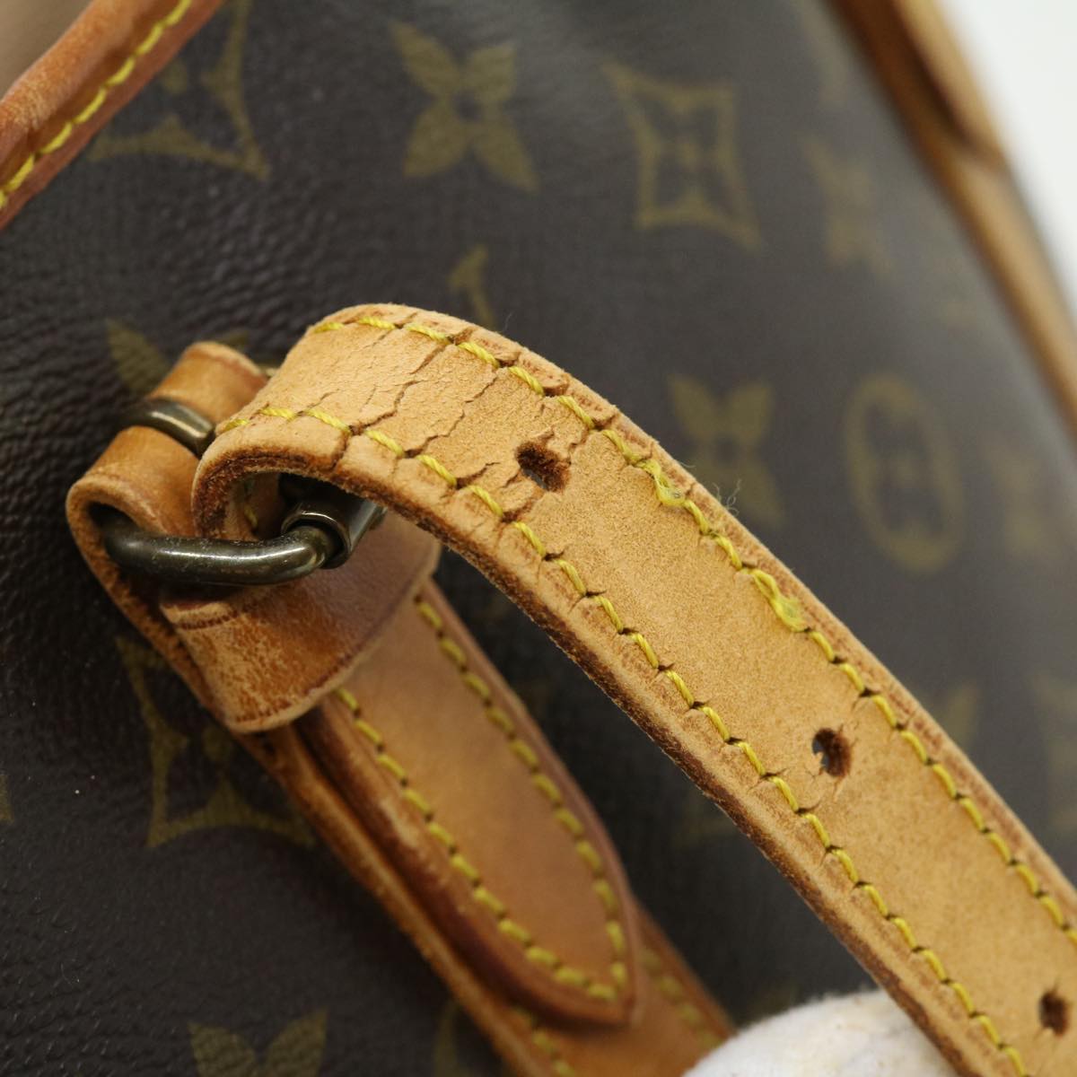 LOUIS VUITTON Monogram Bucket GM Shoulder Bag M42236 LV tp343