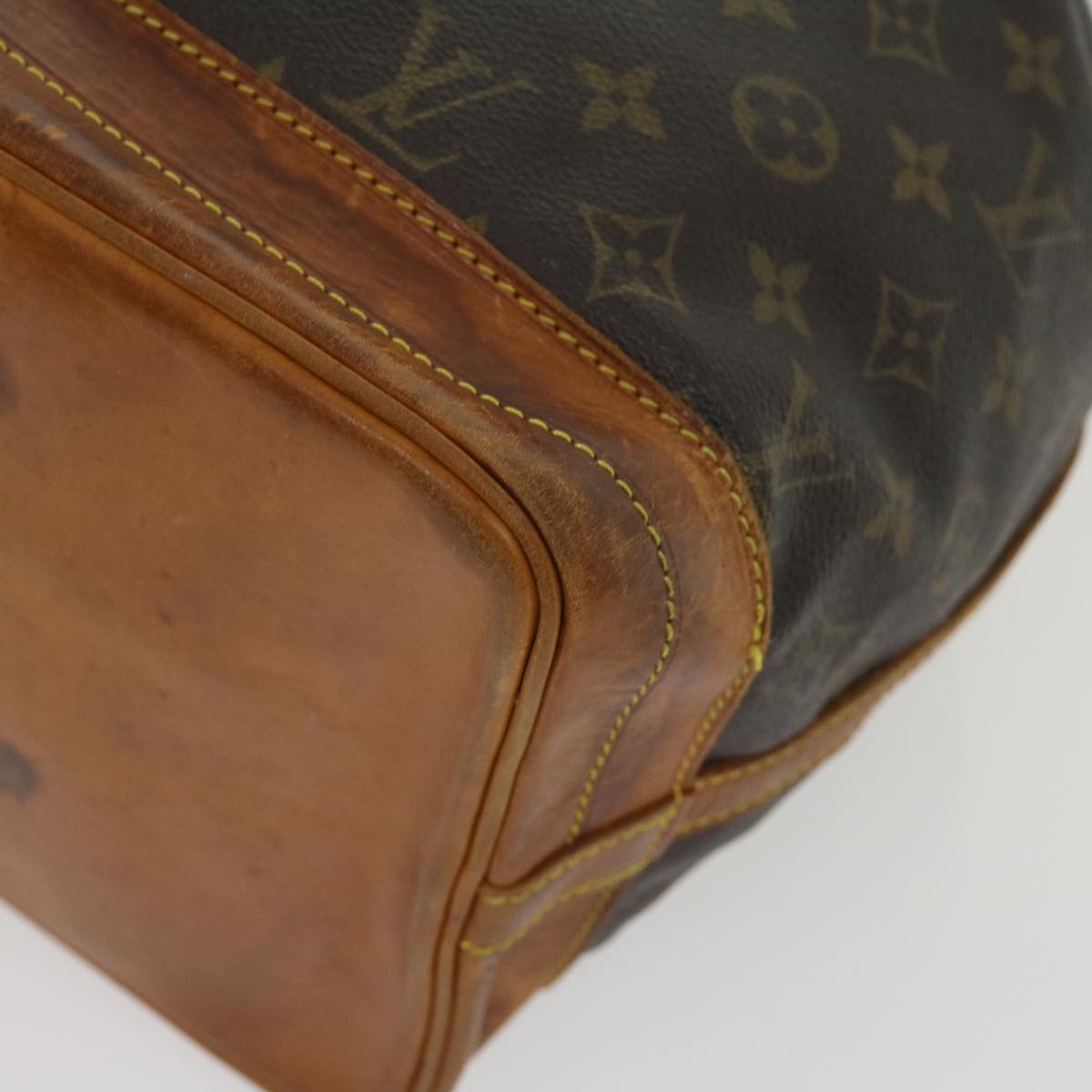 LOUIS VUITTON Monogram Noe Shoulder Bag M42224 LV tp406