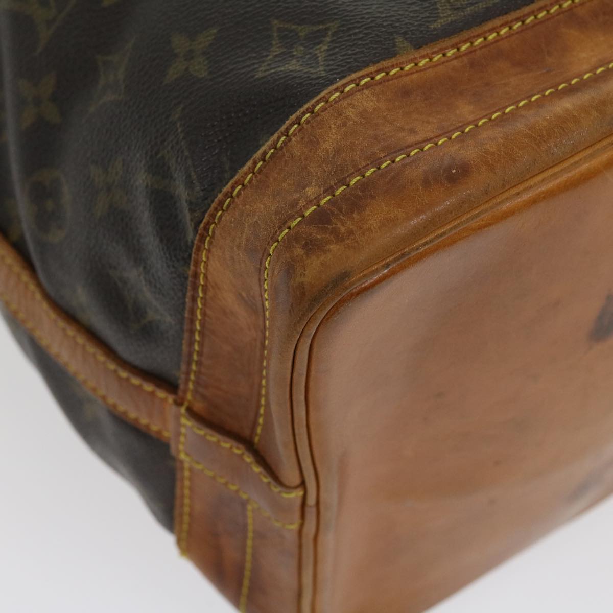LOUIS VUITTON Monogram Noe Shoulder Bag M42224 LV tp406
