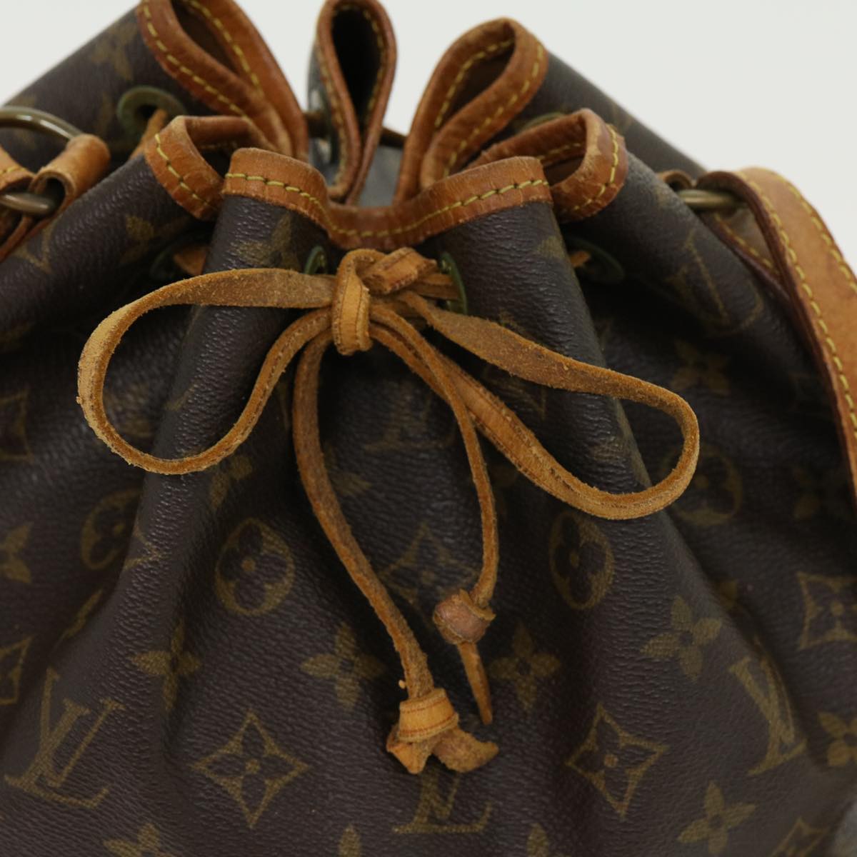 LOUIS VUITTON Monogram Petit Noe Shoulder Bag M42226 LV tp409