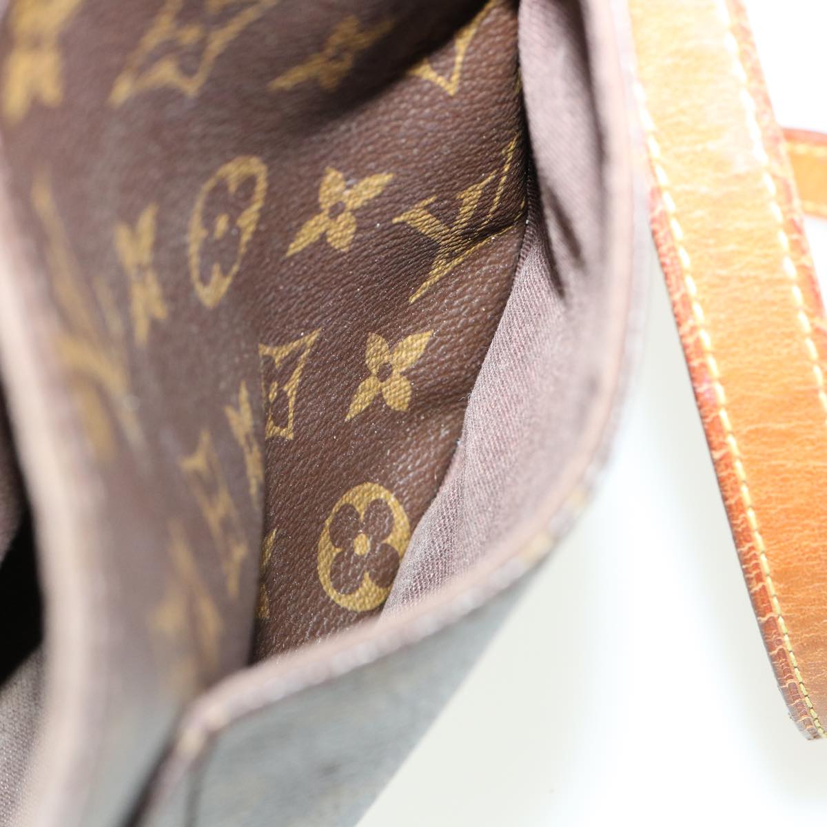 LOUIS VUITTON Monogram Menilmontant PM Shoulder Bag M40474 LV tp487