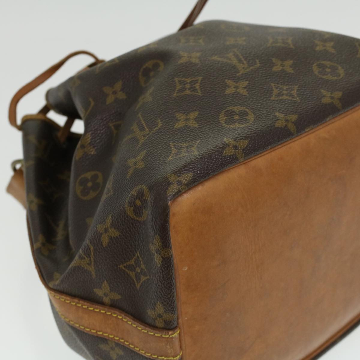 LOUIS VUITTON Monogram Petit Noe Shoulder Bag M42226 LV tp567