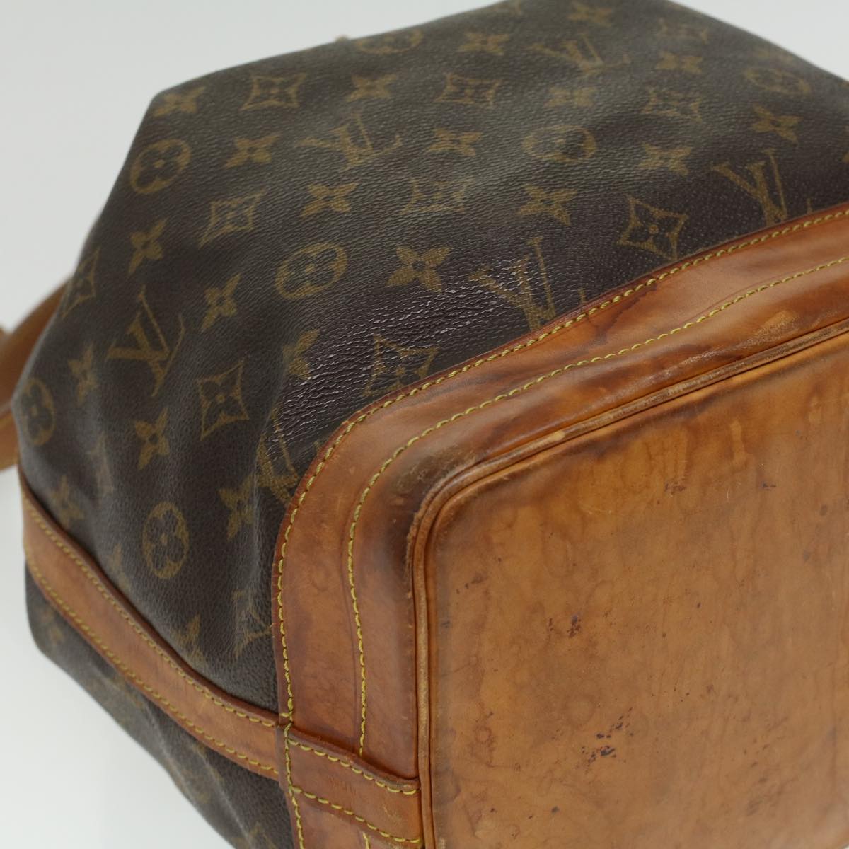 LOUIS VUITTON Monogram Noe Shoulder Bag M42224 LV tp640