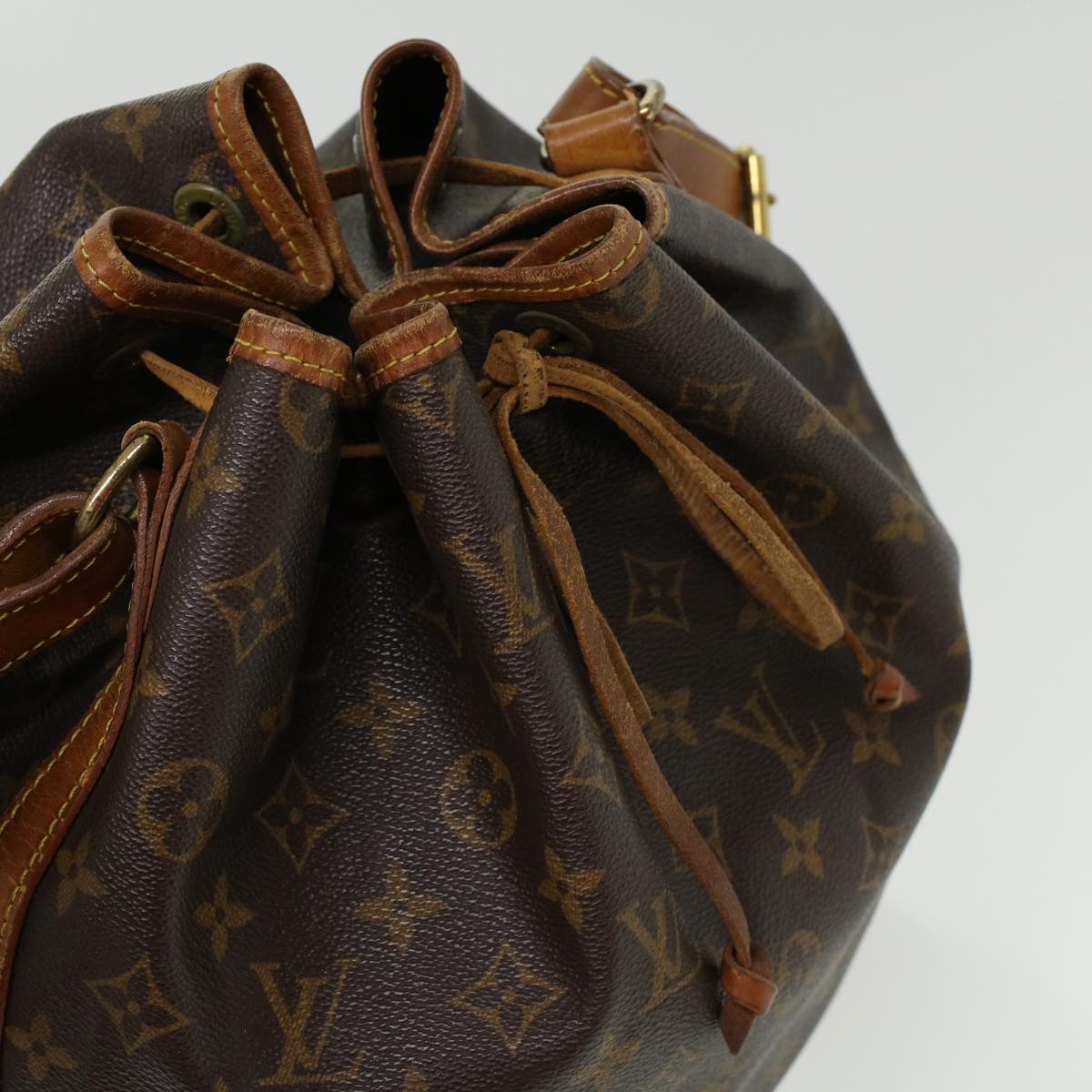 LOUIS VUITTON Monogram Noe Shoulder Bag M42224 LV tp640
