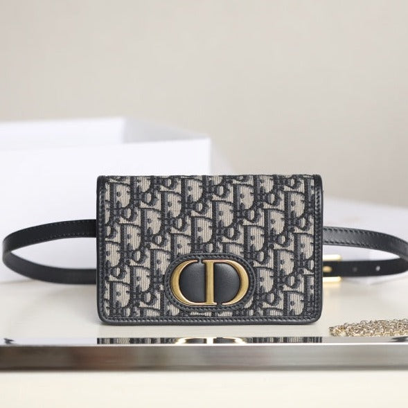Luxury Dior30 MONTAIGNE 19CM BLUE OBLIQUE EMBROIDERY