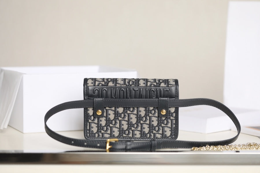 Luxury Dior30 MONTAIGNE 19CM BLUE OBLIQUE EMBROIDERY